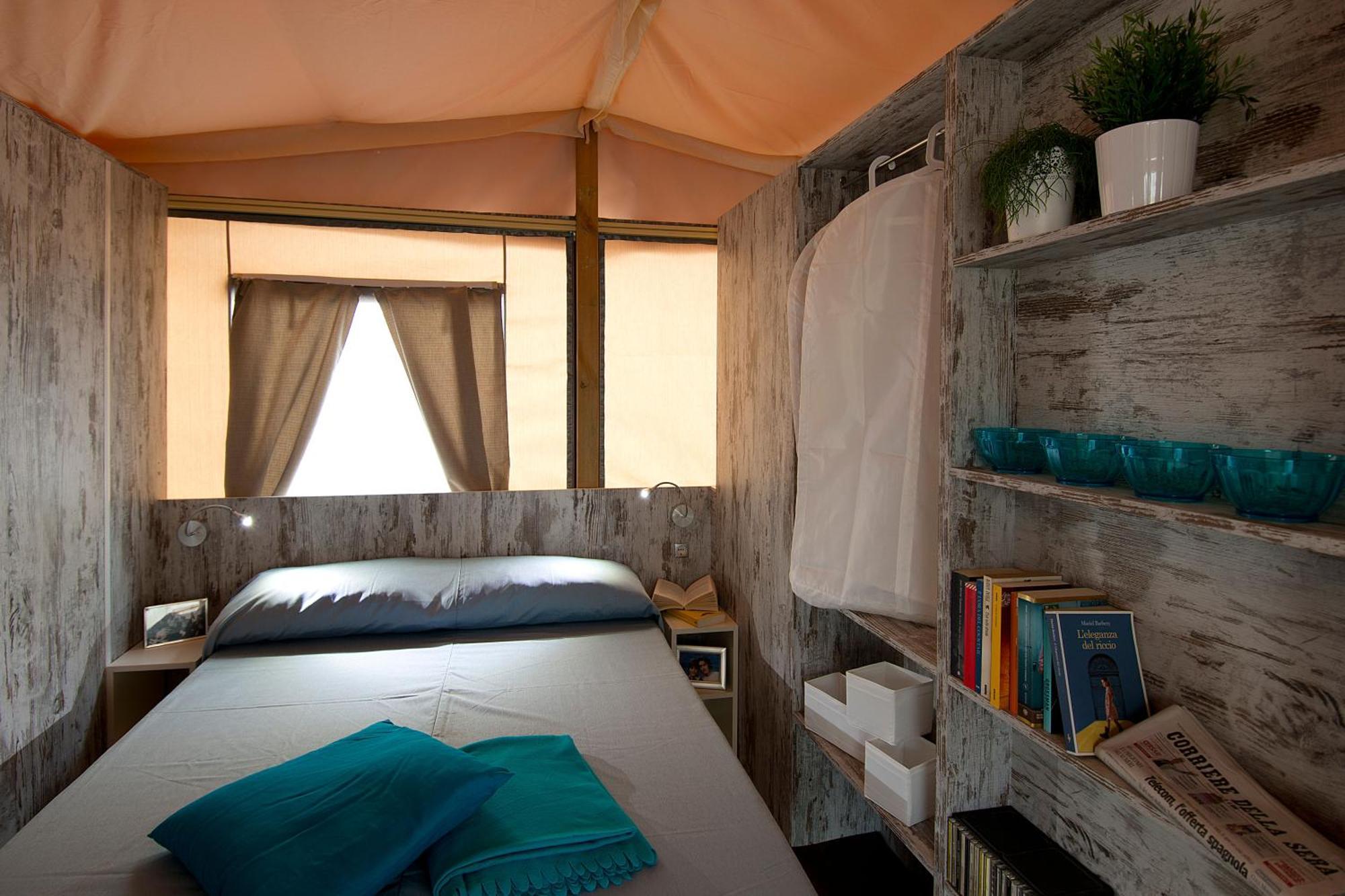Barricata Holiday Village Scardovari Room photo Interior of a Safari Lodge