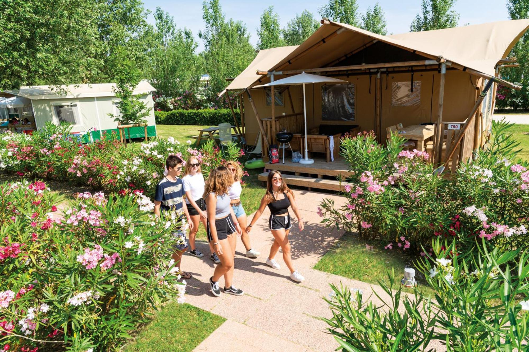 Barricata Holiday Village Scardovari Room photo A campsite in France