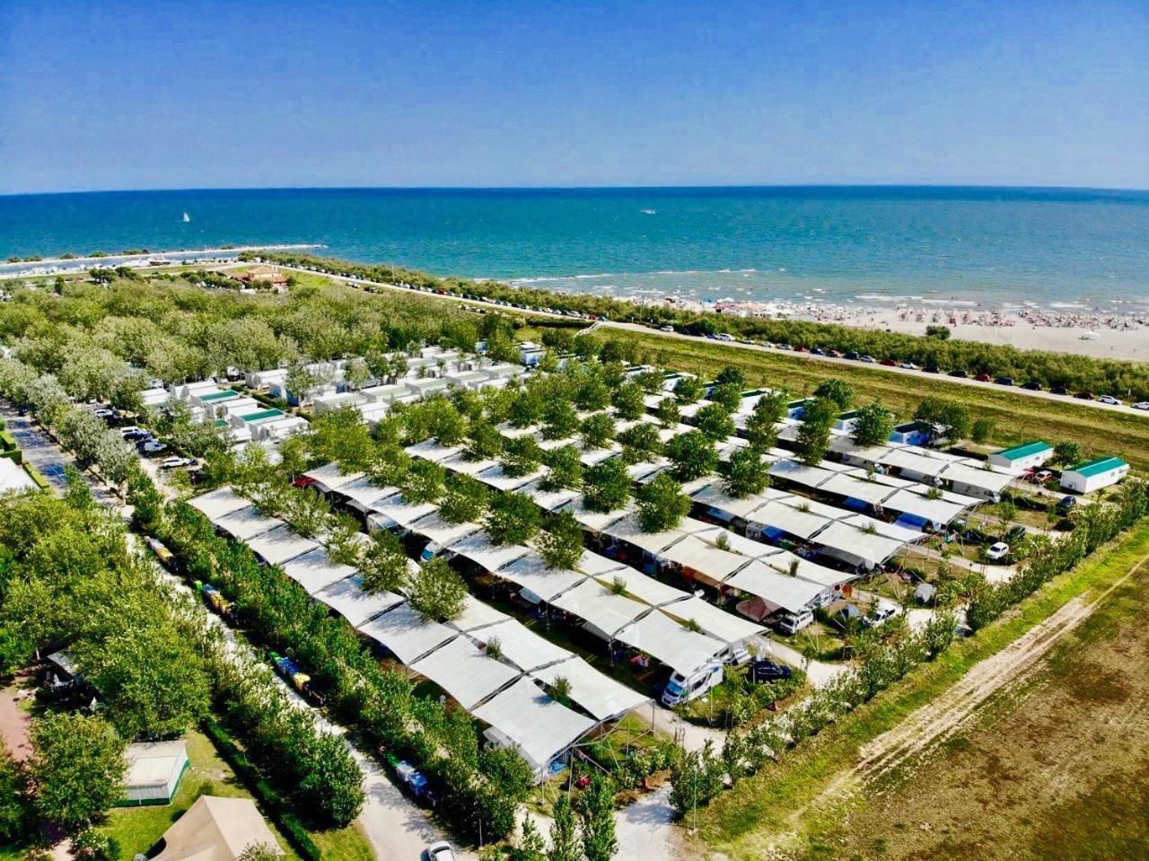 Barricata Holiday Village Scardovari Room photo Aerial view of the campground